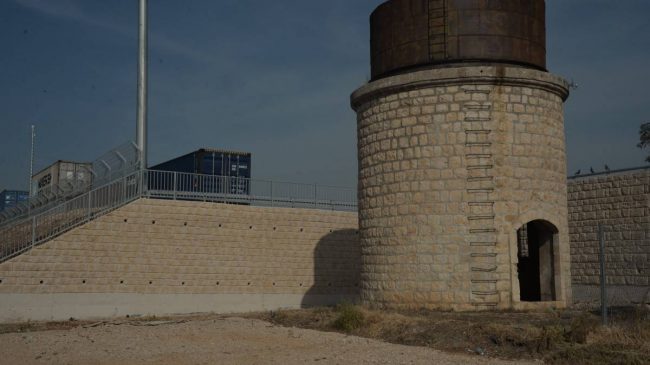 תבניות ליציקות בטון