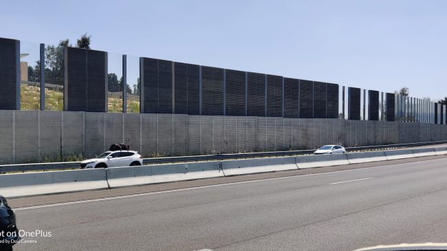 קורדרוי פסים שוכב